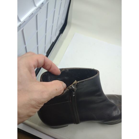 Coach Rossi P016 Pointed Toe Brown Leather Ankle Boots Booties Women's Size 6B - Picture 8 of 16